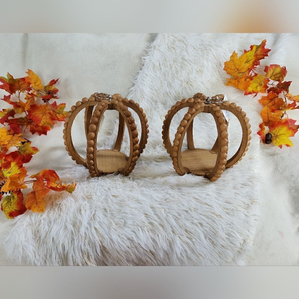 New Lot of two Fall/Thanksgiving home decor/ centerpiece wooden